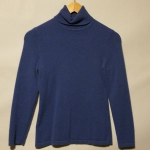 Lord & Taylor | 100% Cashmere Turtleneck